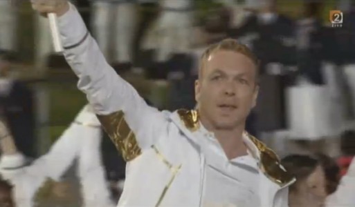 The UK team dressed in Stella McCartney at London 2012 opening ceremony (2012, screen capture from RTVSLO)